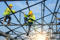 רק לאחר מילוי ההנחיות הדרושות. עבודה בגובה