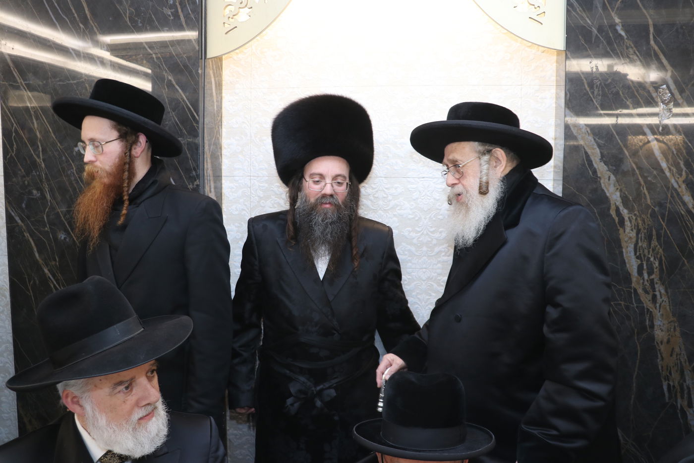 שמחת הבר מצווה לנכדי האדמו"רים מקוזמיר - לעלוב בית שמש