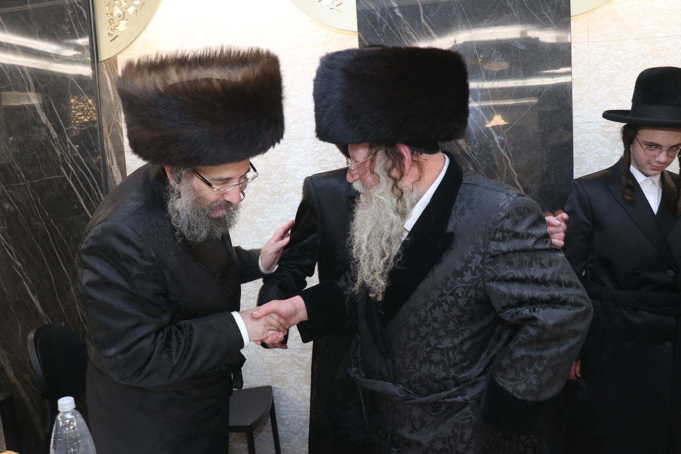 שמחת הבר מצווה לנכדי האדמו"רים מקוזמיר - לעלוב בית שמש