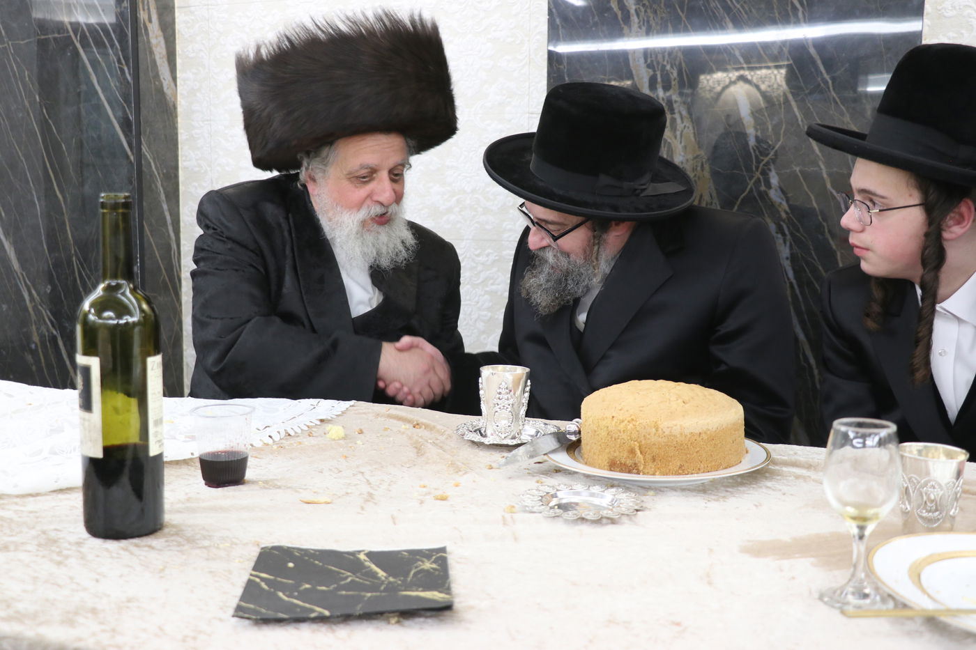 שמחת הבר מצווה לנכדי האדמו"רים מקוזמיר - לעלוב בית שמש