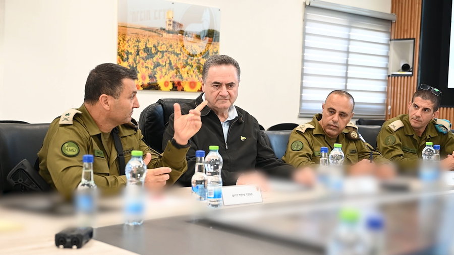 השר ישראל כ"ץ באוגדת עזה