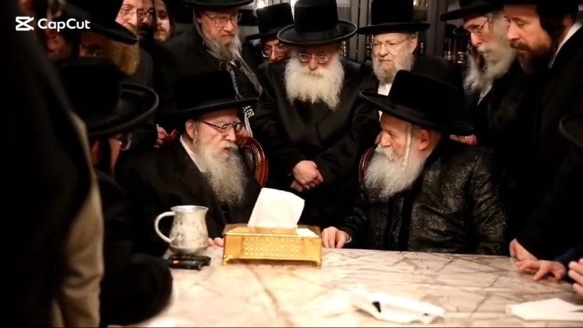 האדמו"ר מפשעווארסק בביקור אצל האדמו"ר מבאבוב 