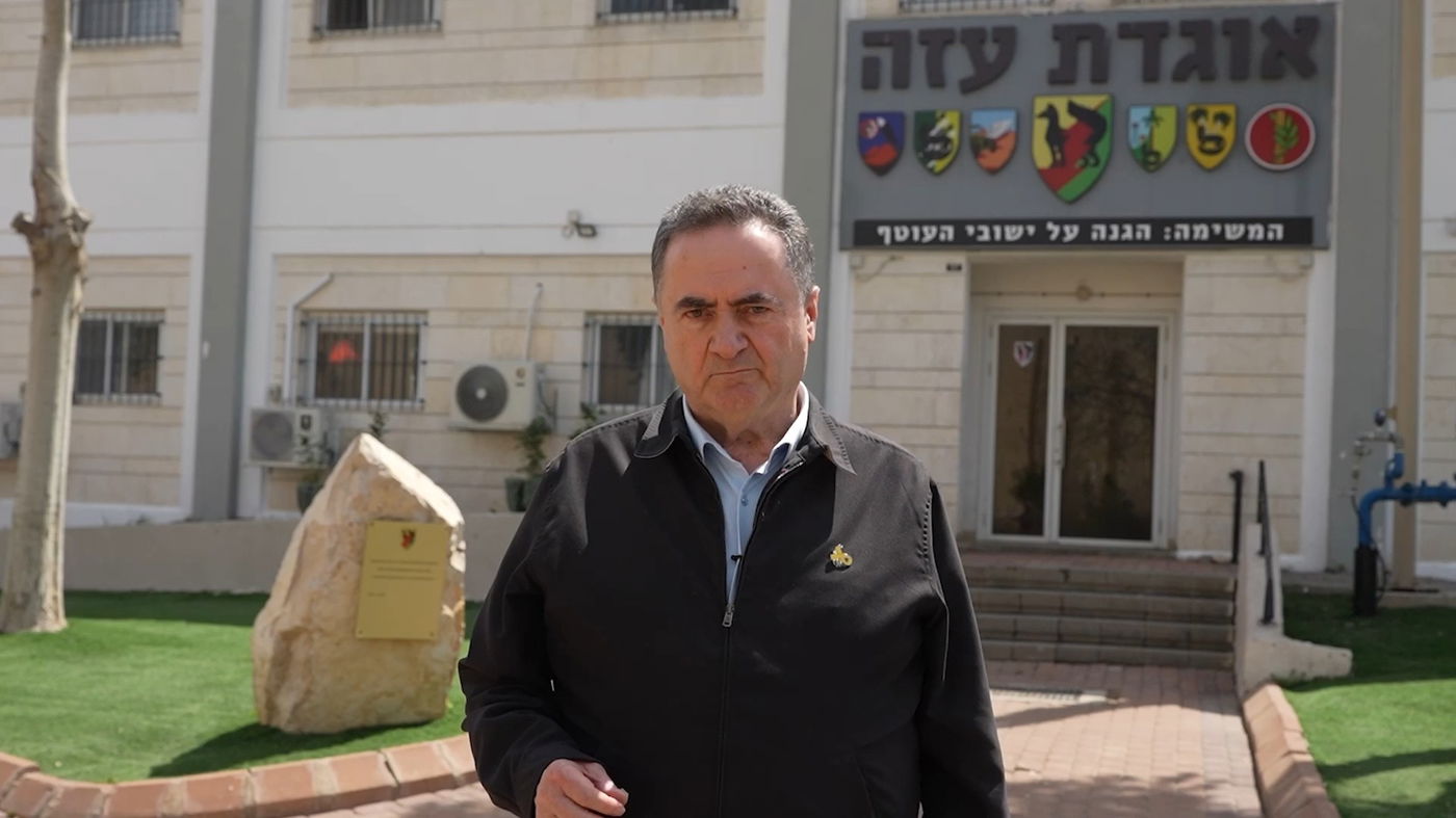 שר הביטחון באוגדת עזה 