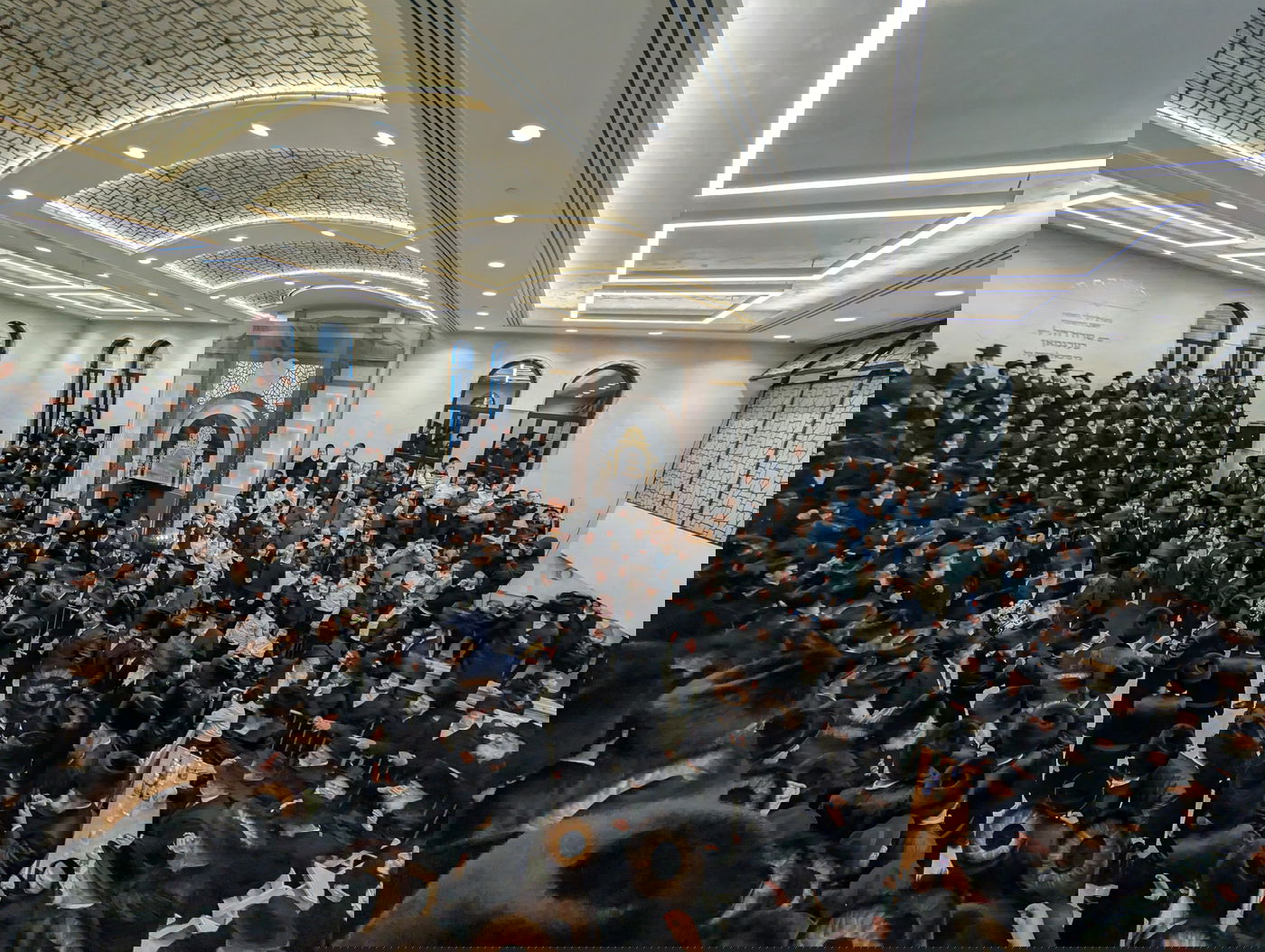 הכנסת ספר תורה לביהמ"ד אלכסנדר בבורו פארק