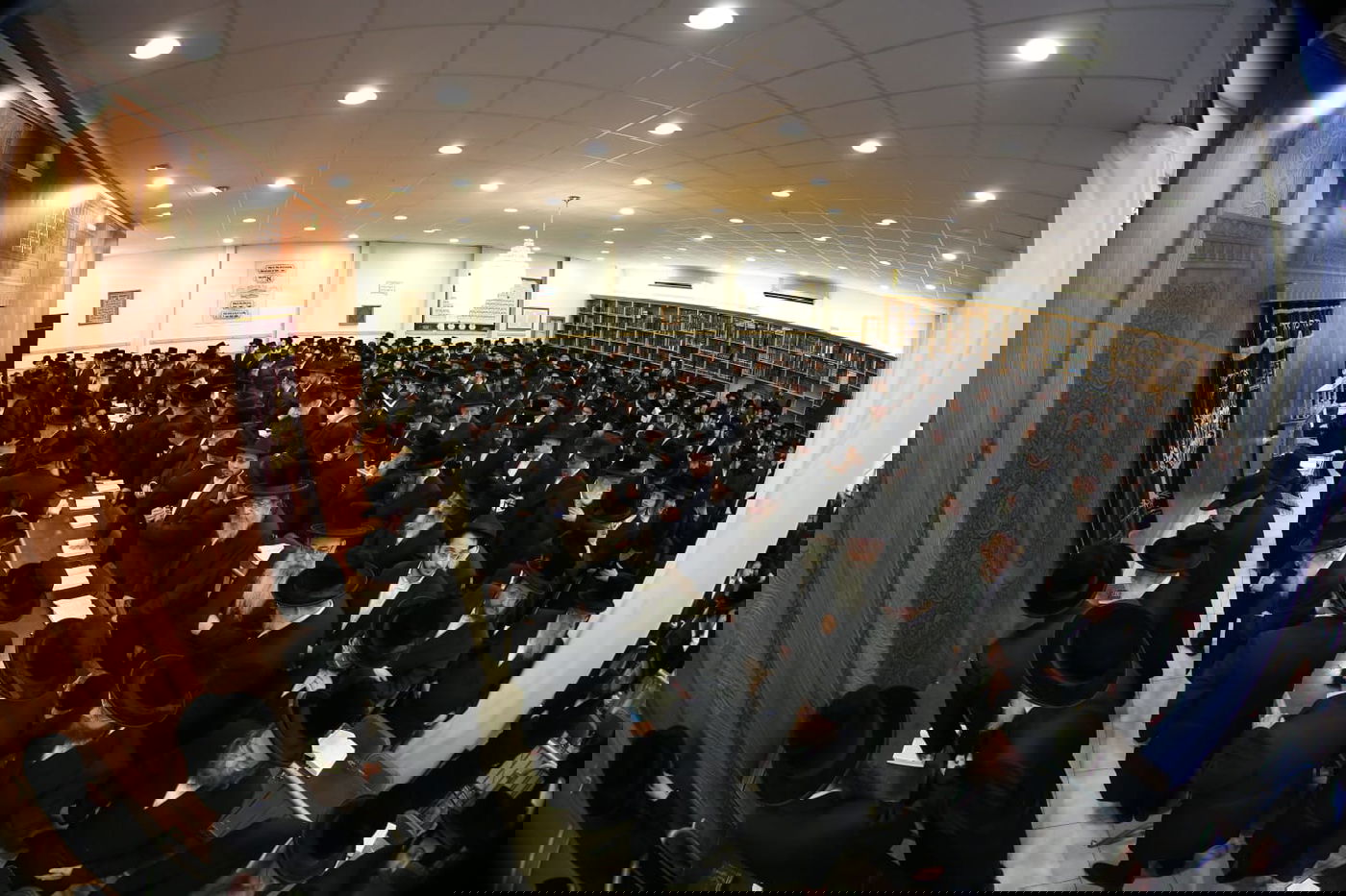 האדמו"ר מבאבוב בביקור באנטווערפן