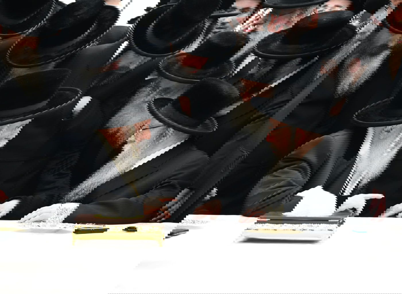 האדמו"ר מבאבוב בביקור אצל האדמו"ר מפשעווארסק