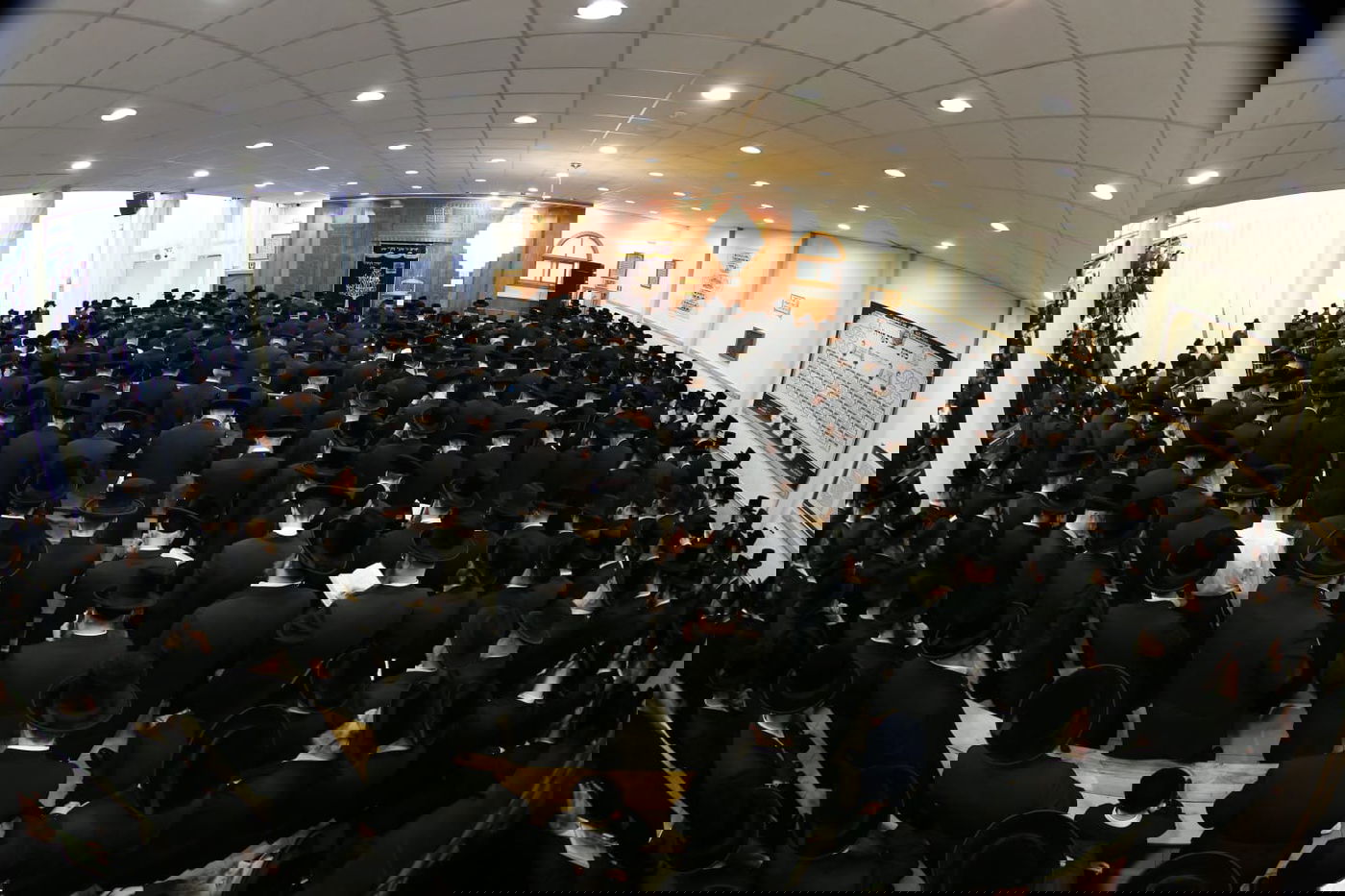 האדמו"ר מבאבוב בביקור באנטווערפן