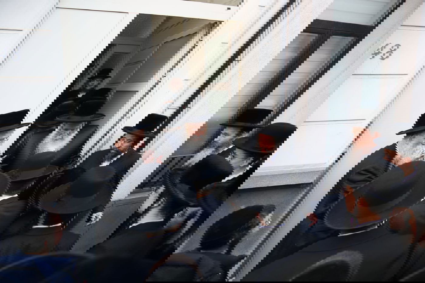 האדמו"ר מבאבוב בביקור אצל האדמו"ר מפשעווארסק