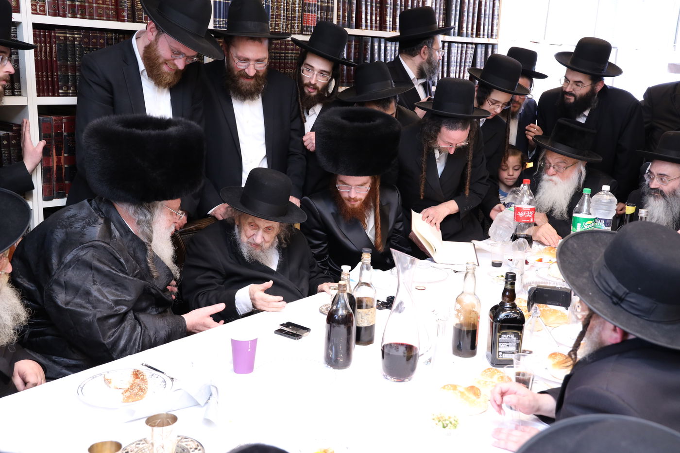 שמחת השבע ברכות לרגל נישואי נכדת הגר"ש אלתר