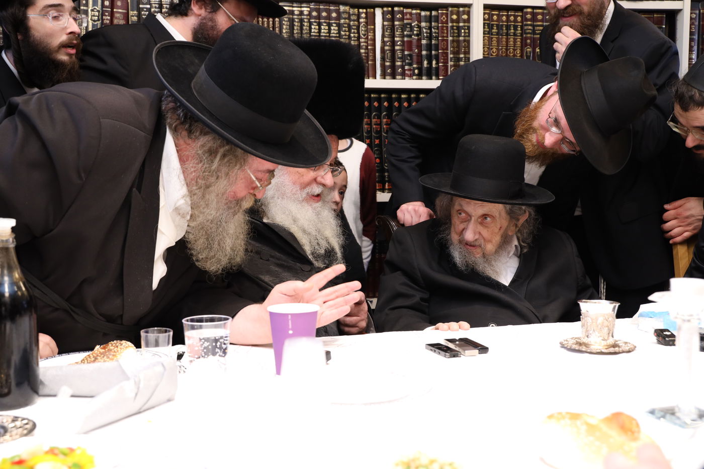 שמחת השבע ברכות לרגל נישואי נכדת הגר"ש אלתר