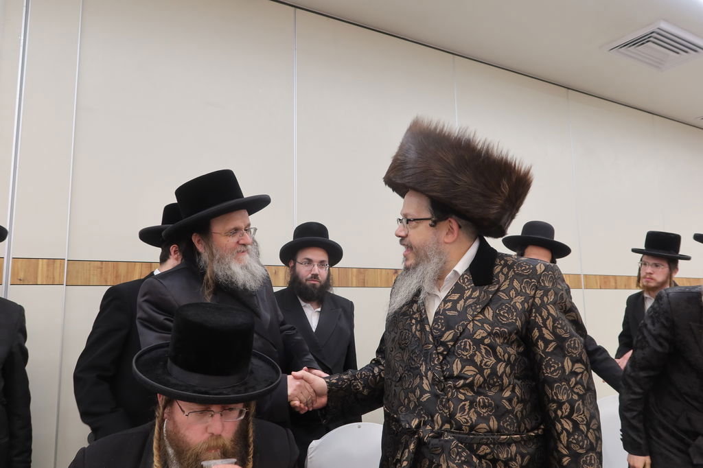 שמחת הבר מצווה לנכד האדמו"ר מבוסטון ביתר