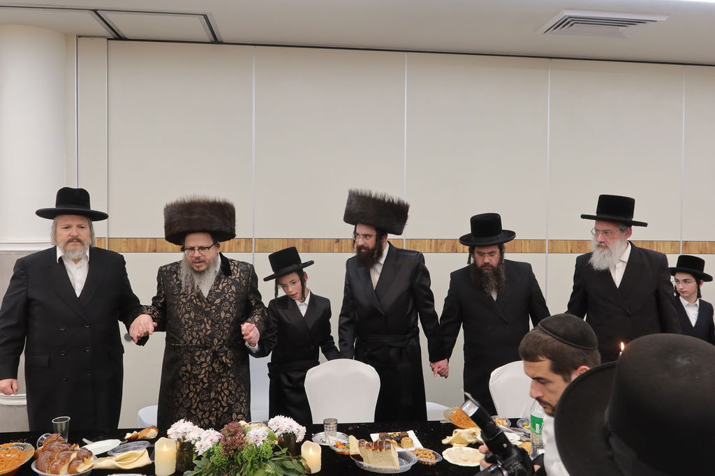 שמחת הבר מצווה לנכד האדמו"ר מבוסטון ביתר