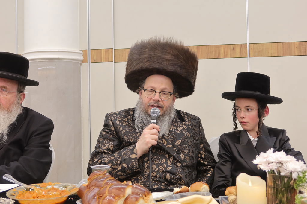 שמחת הבר מצווה לנכד האדמו"ר מבוסטון ביתר