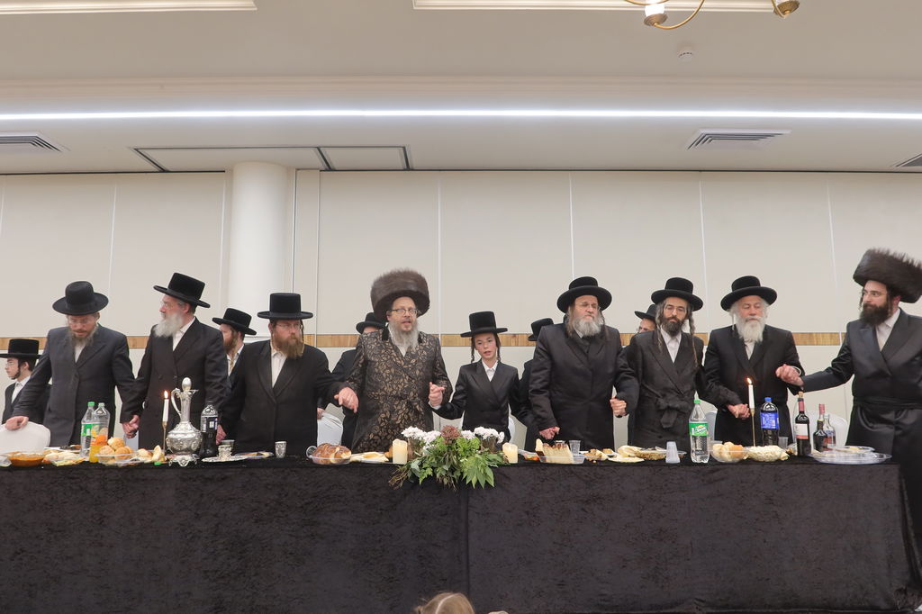 שמחת הבר מצווה לנכד האדמו"ר מבוסטון ביתר