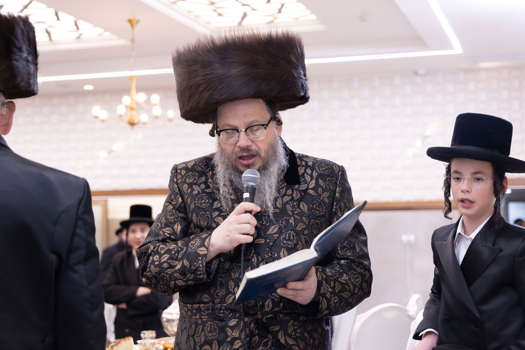 שמחת הבר מצווה לנכד האדמו"ר מבוסטון ביתר