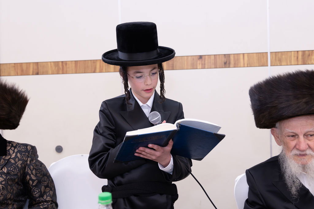 שמחת הבר מצווה לנכד האדמו"ר מבוסטון ביתר