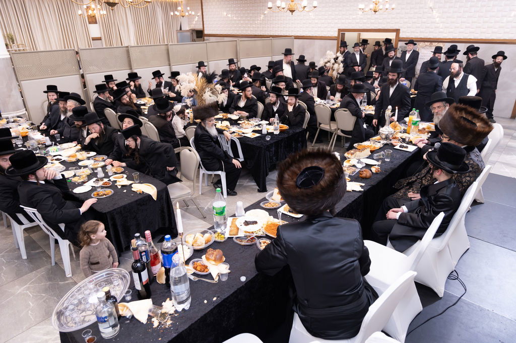 שמחת הבר מצווה לנכד האדמו"ר מבוסטון ביתר