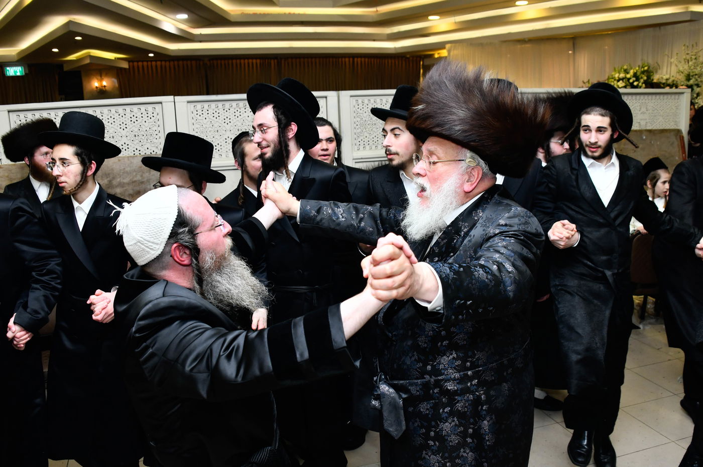 שמחת בית שאץ - אזמרה - זידטשויב- צאנז ירושלים- רמת שלמה