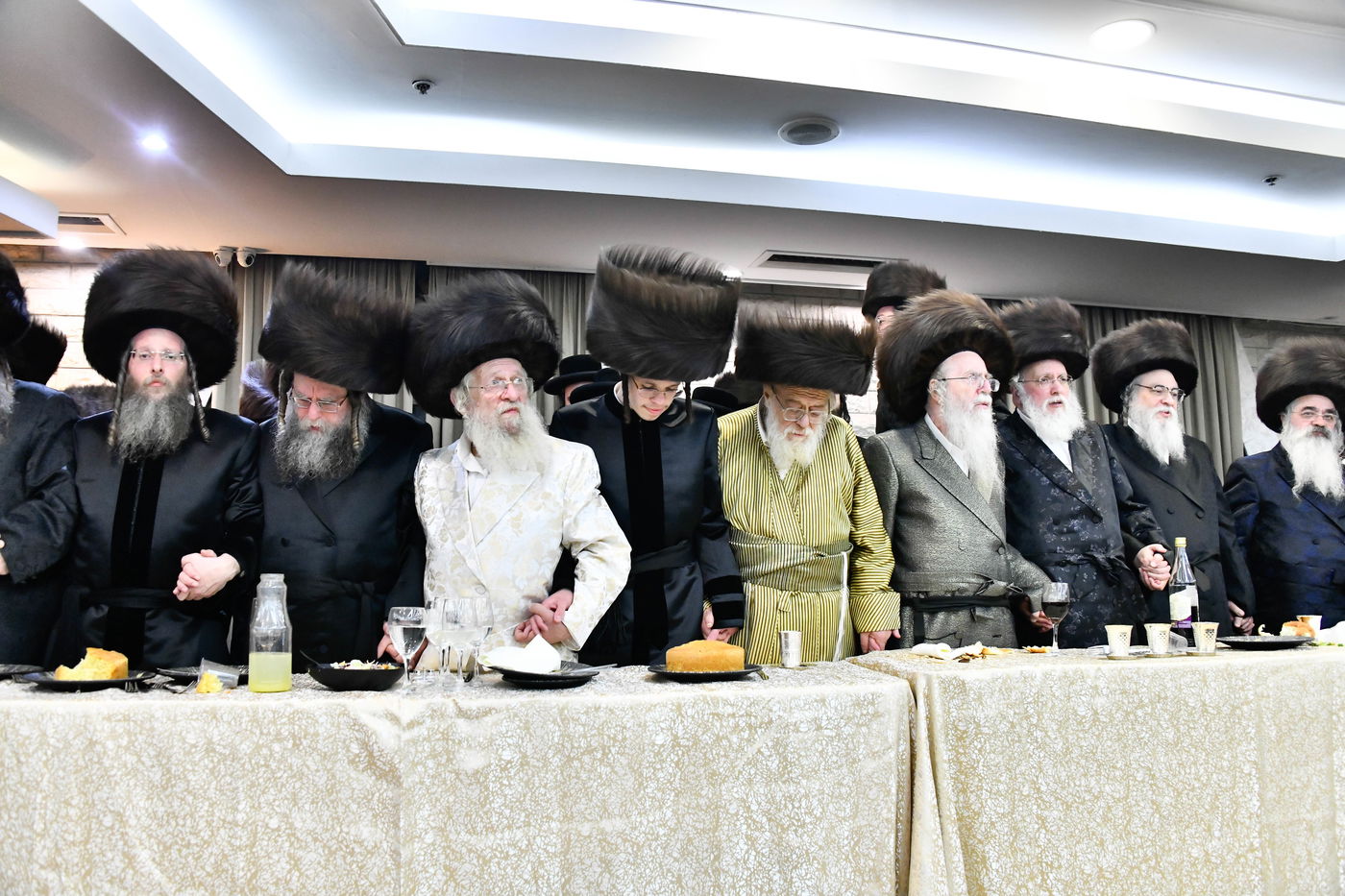 שמחת בית שאץ - אזמרה - זידטשויב- צאנז ירושלים- רמת שלמה