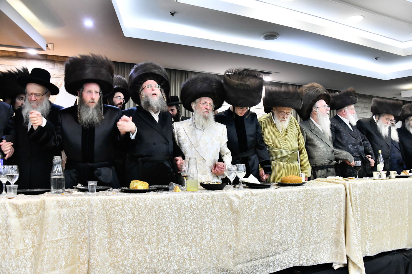 שמחת בית שאץ - אזמרה - זידטשויב- צאנז ירושלים- רמת שלמה