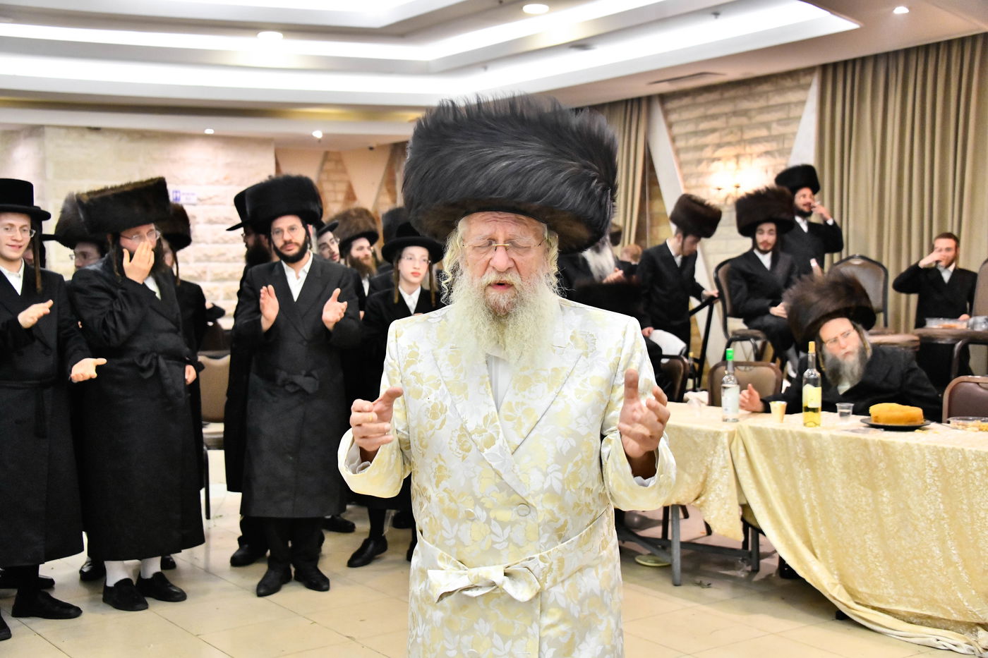 שמחת בית שאץ - אזמרה - זידטשויב- צאנז ירושלים- רמת שלמה