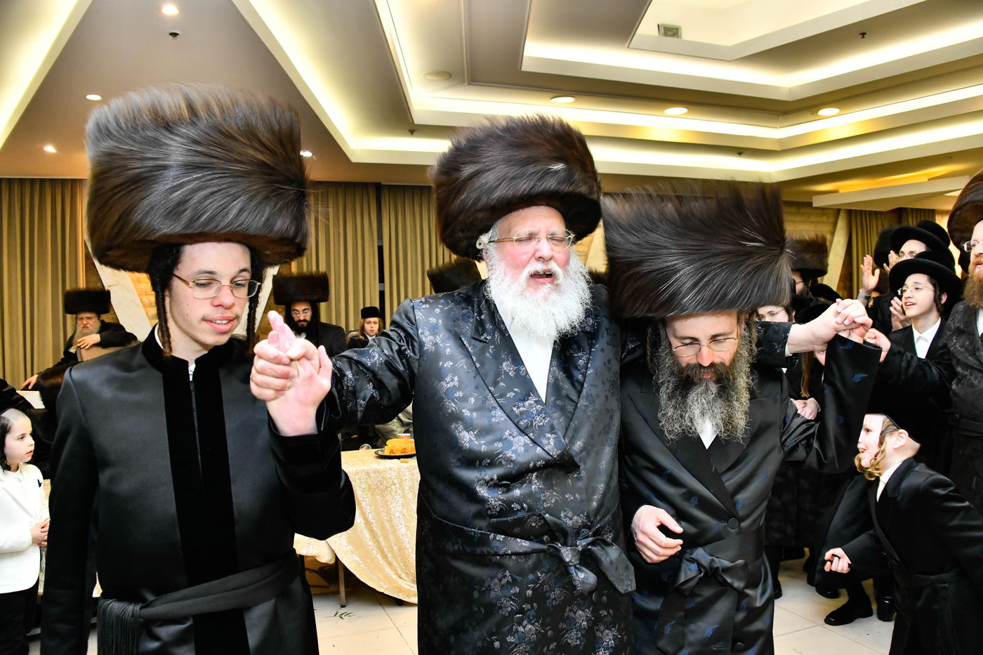 שמחת בית שאץ - אזמרה - זידטשויב- צאנז ירושלים- רמת שלמה