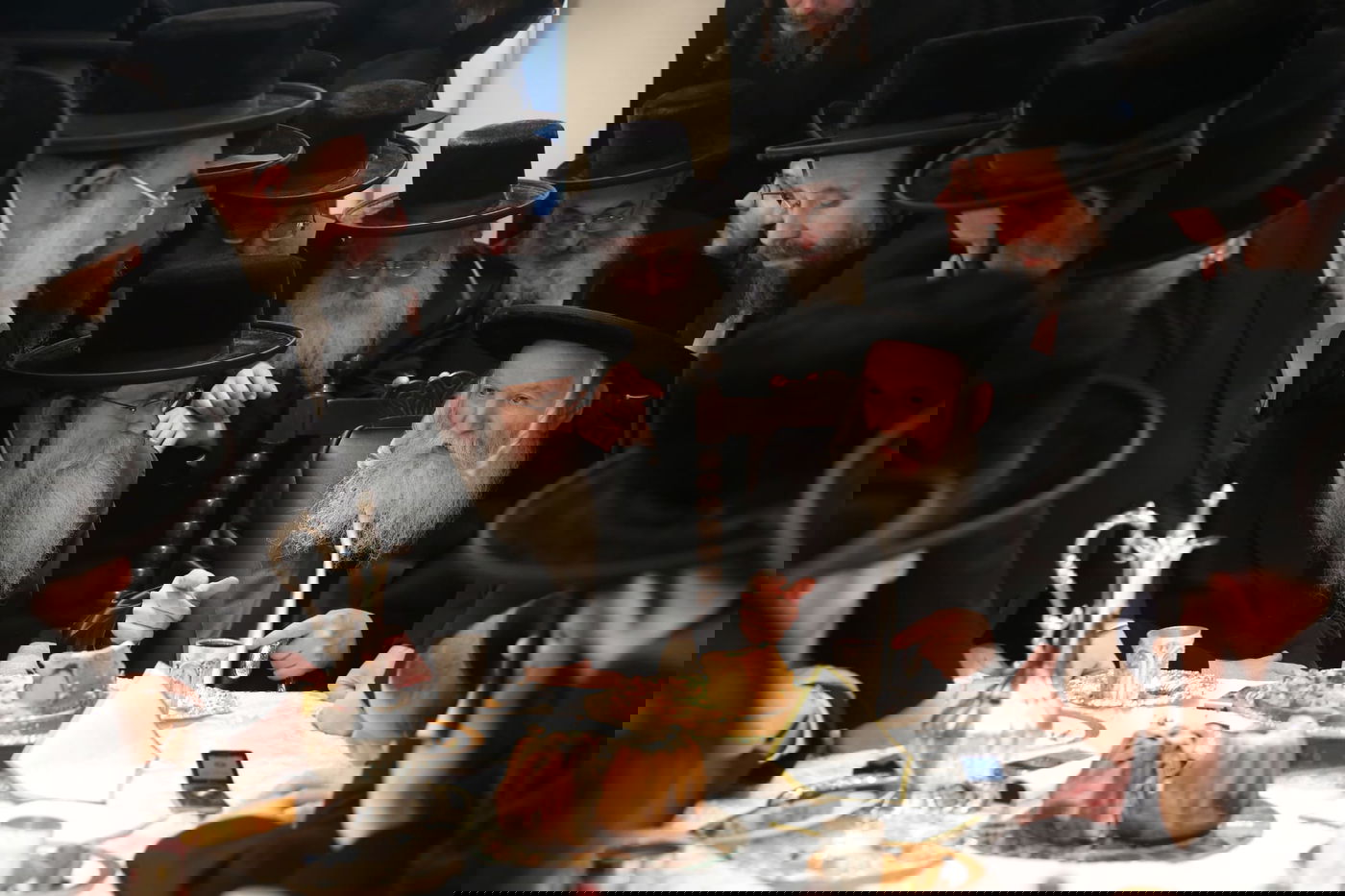 האדמו"ר מבאבוב בביקור אצל הגה"צ רבי אהרן שיף גאב"ד אנטווערפן