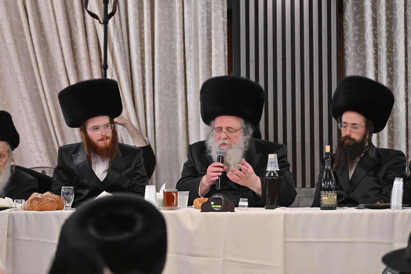 שמחת נישואי נכדת הגר"ש אלתר