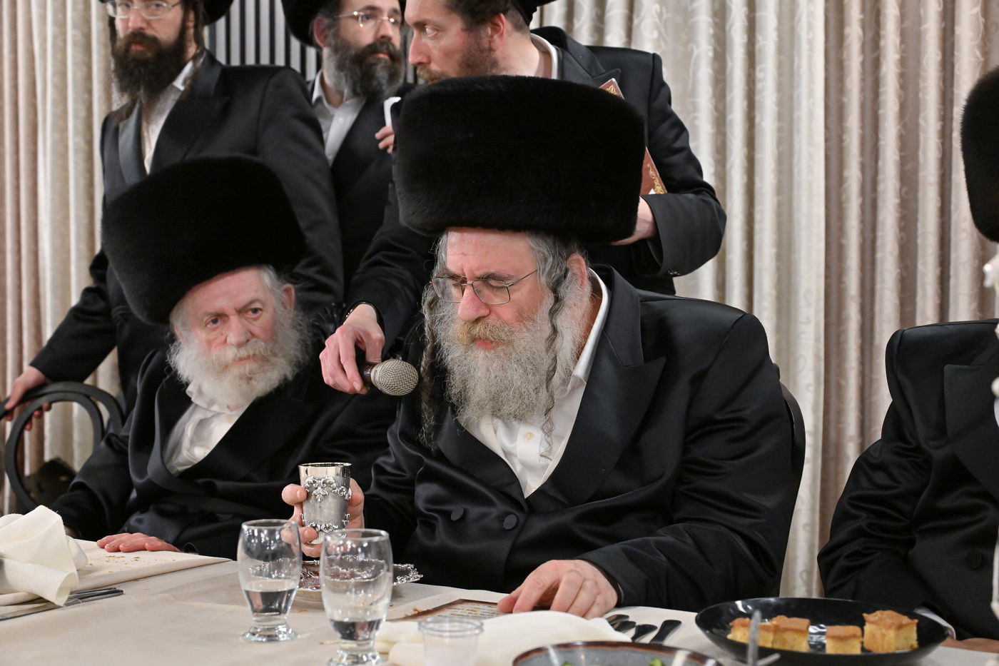 שמחת נישואי נכדת הגר"ש אלתר