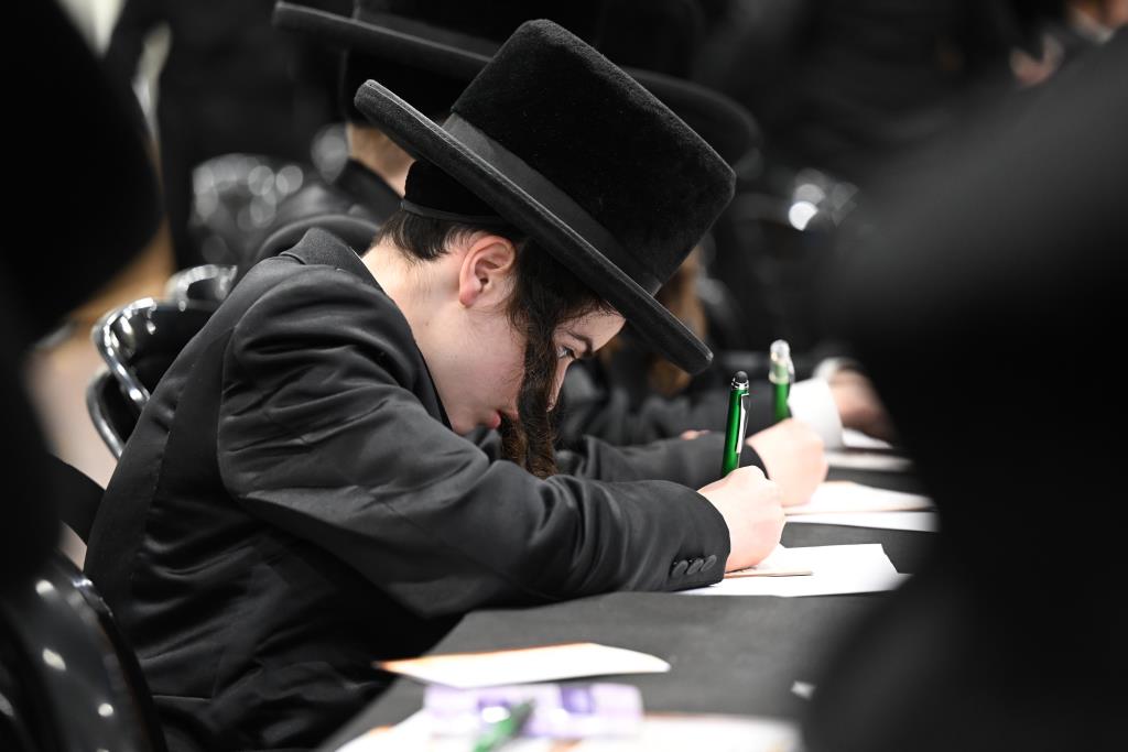 כינוס אלפי בחורי צאנז