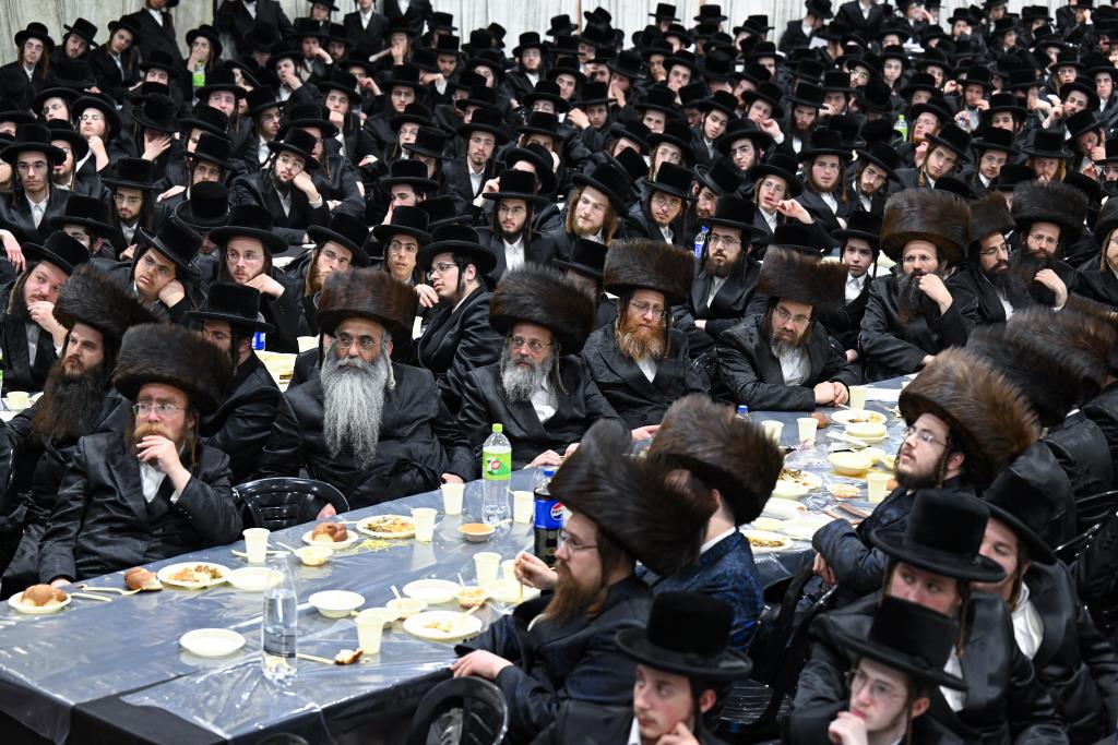 כינוס אלפי בחורי צאנז