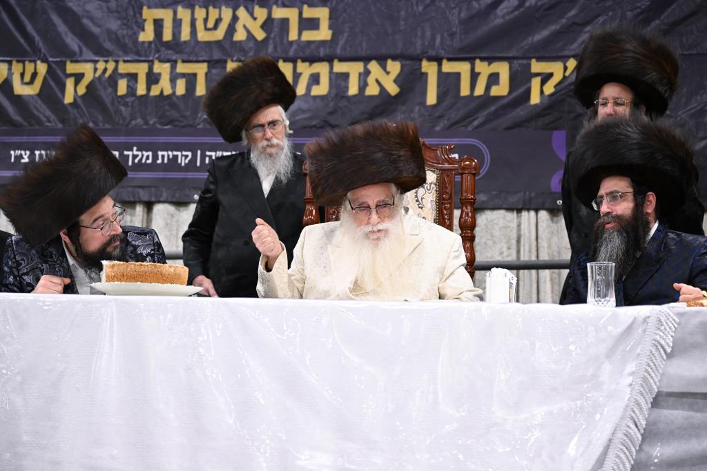 כינוס אלפי בחורי צאנז