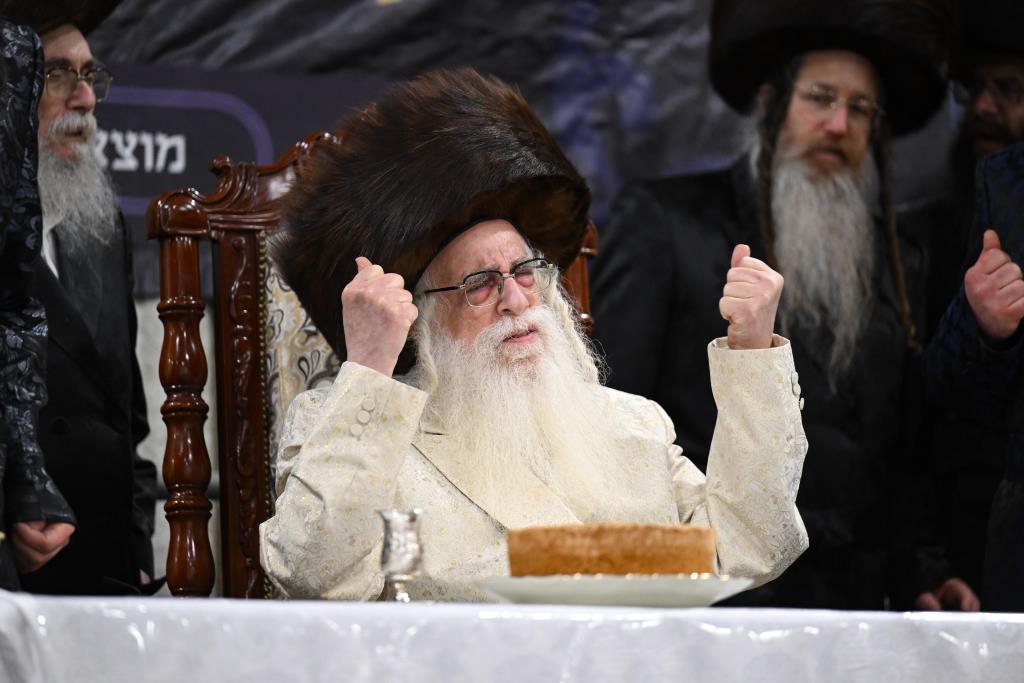 כינוס אלפי בחורי צאנז