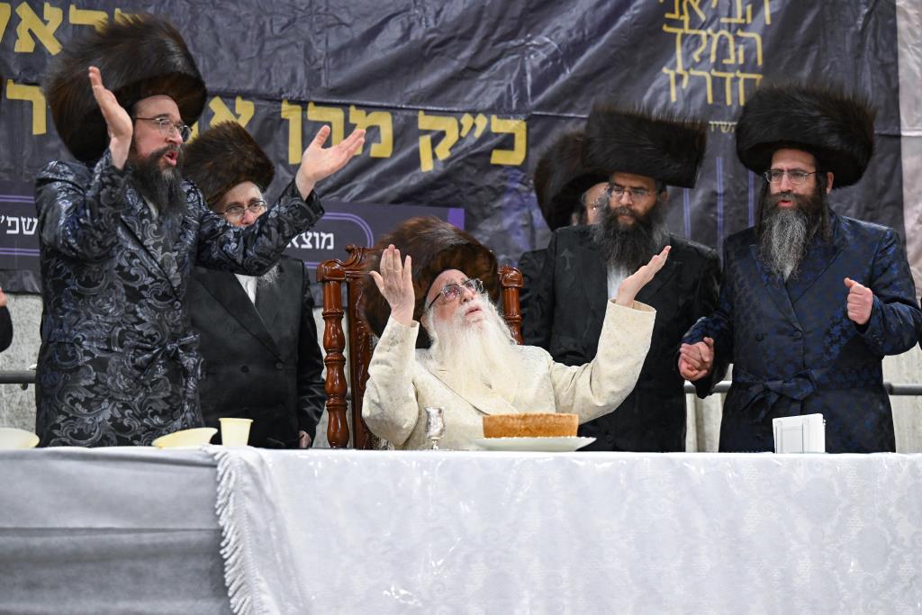 כינוס אלפי בחורי צאנז