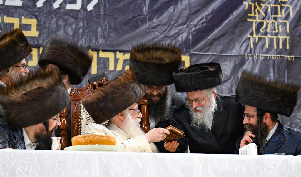 כינוס אלפי בחורי צאנז