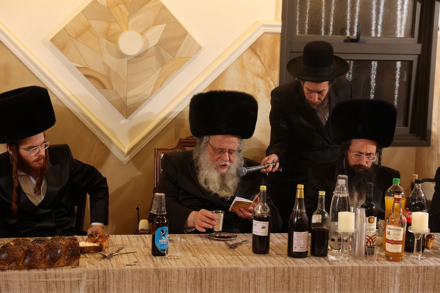 שמחת השבע ברכות לרגל נישואי נכדת הגר"ש אלתר