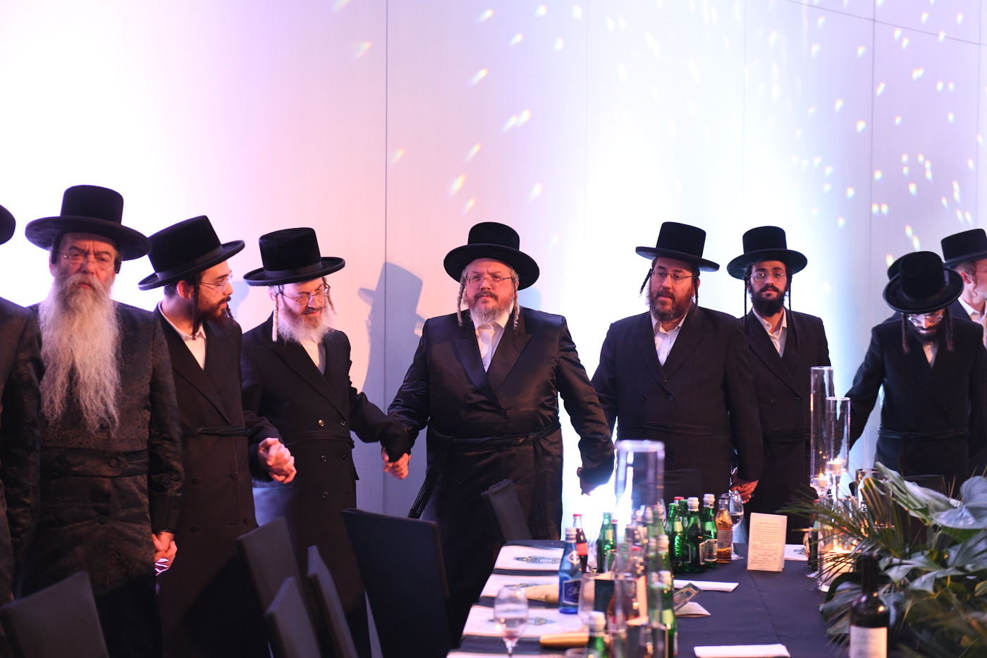 הרה"צ רבי אהרן מרדכי רוקח במסע הקודש בפולין