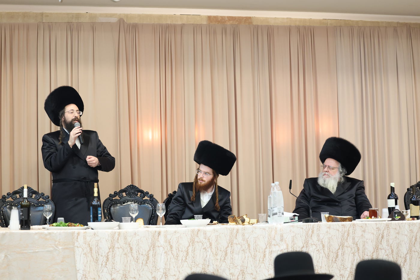 שמחת השבע ברכות המרכזית לרגל נישואי נכדת הגר"ש אלתר