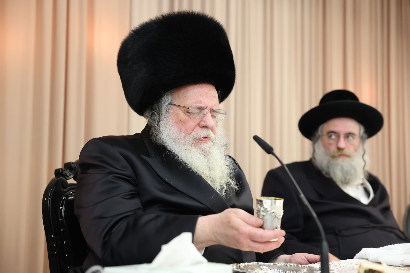 שמחת השבע ברכות המרכזית לרגל נישואי נכדת הגר"ש אלתר