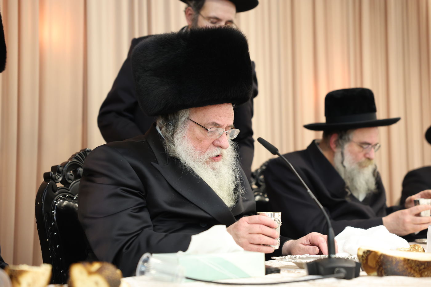 שמחת השבע ברכות המרכזית לרגל נישואי נכדת הגר"ש אלתר