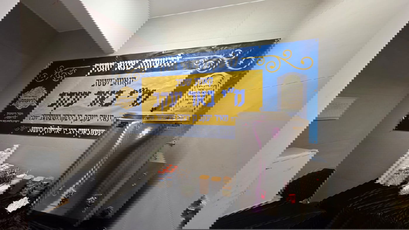 הילולא קדישא בליז'ענסק