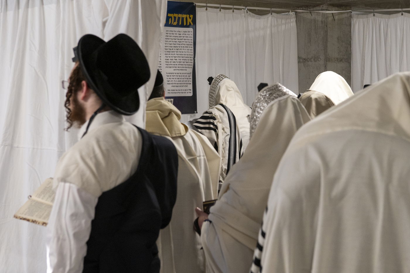 הילולא קדישא בליז'ענסק