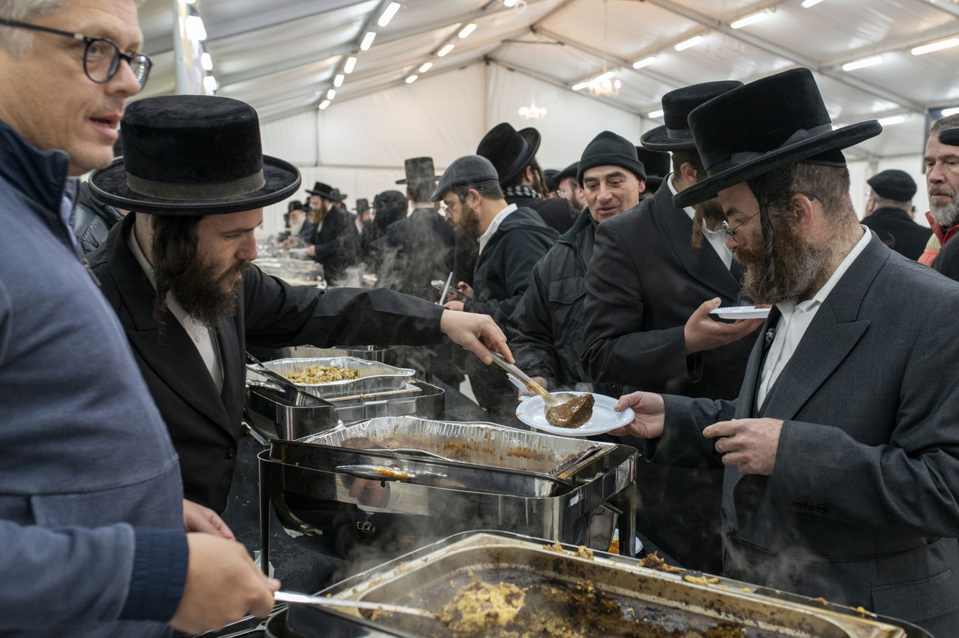 הילולא קדישא בליז'ענסק