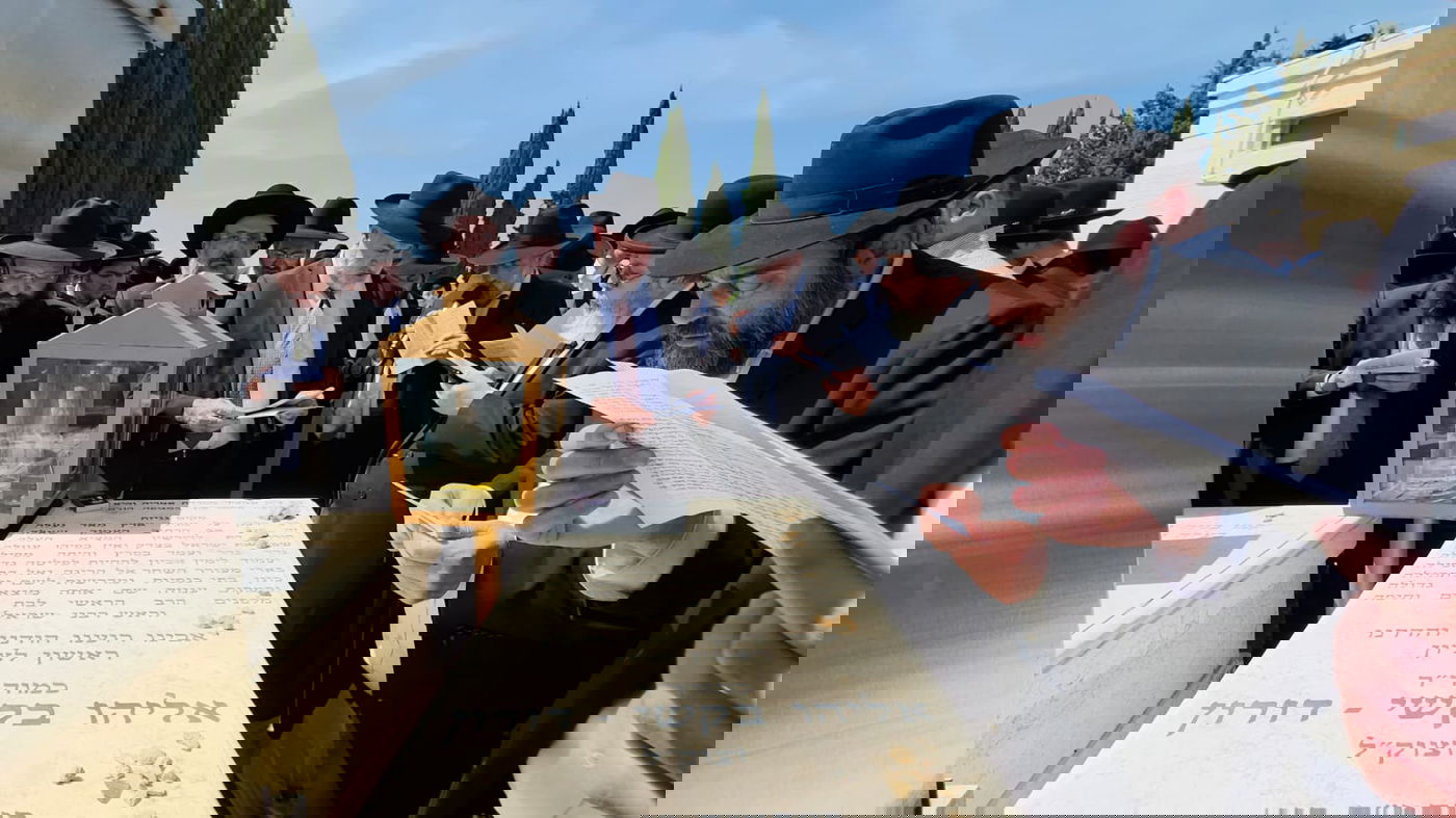 חמש שנים להסתלקותו: המונים בציון הראש"ל הרב אליהו בקשי דורון זצ"ל