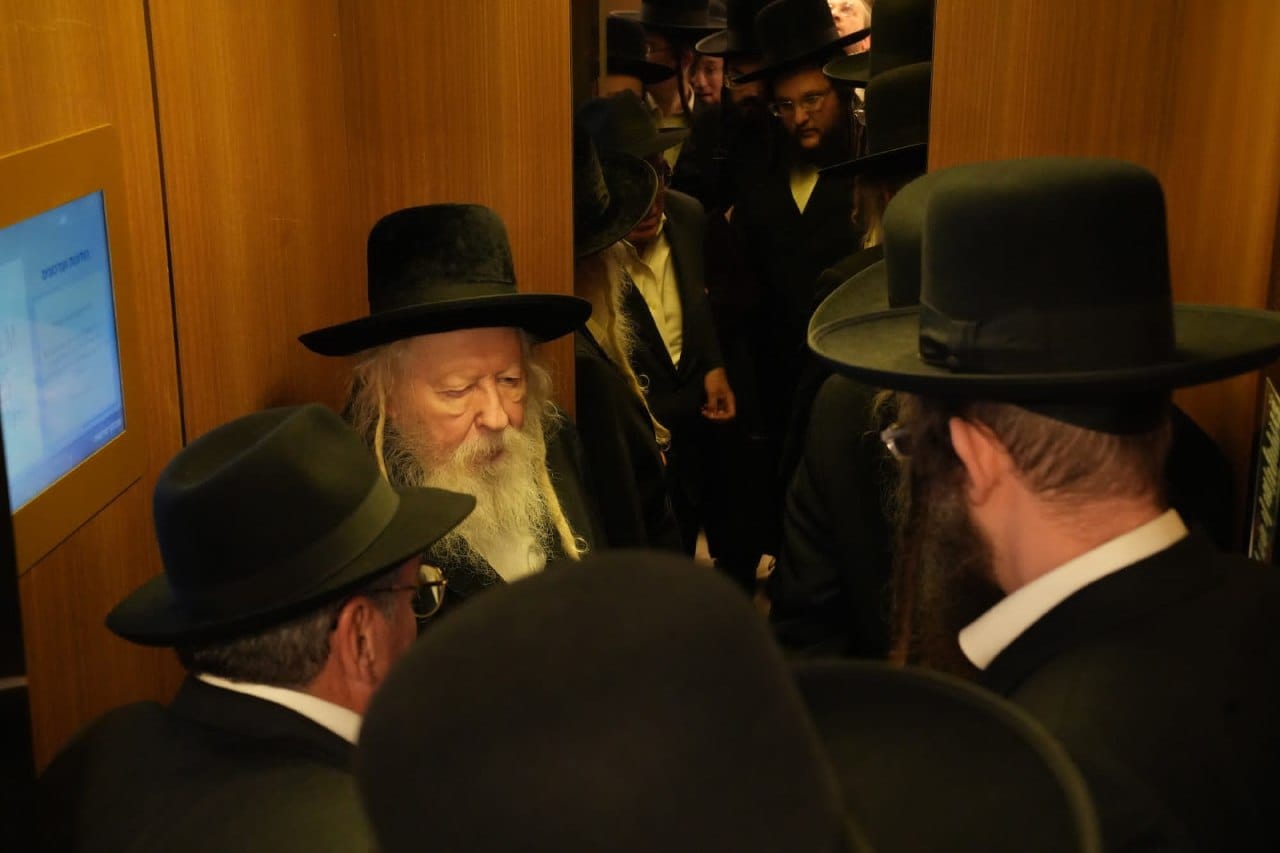 מבחן מזומנים בחצה"ק גור - בבית הגבאי ר' לייבי פזניצבסקי