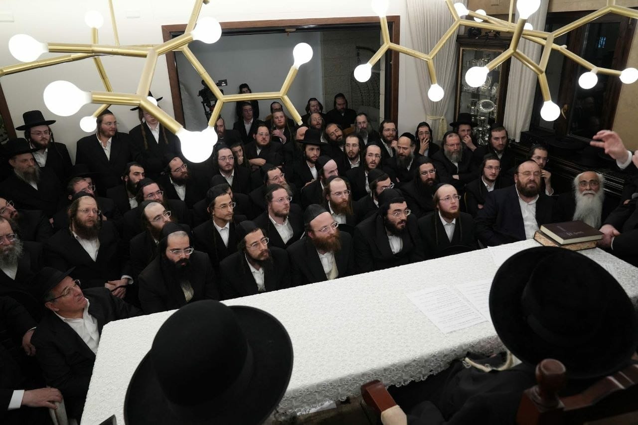 מבחן מזומנים בחצה"ק גור - בבית הגבאי ר' לייבי פזניצבסקי