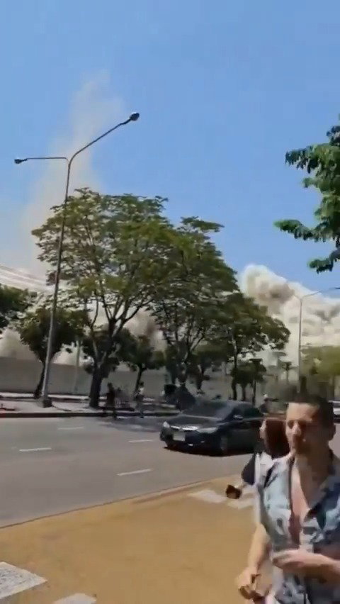 קריסת מבנה ענק בבנגקוק בירת תאילנד