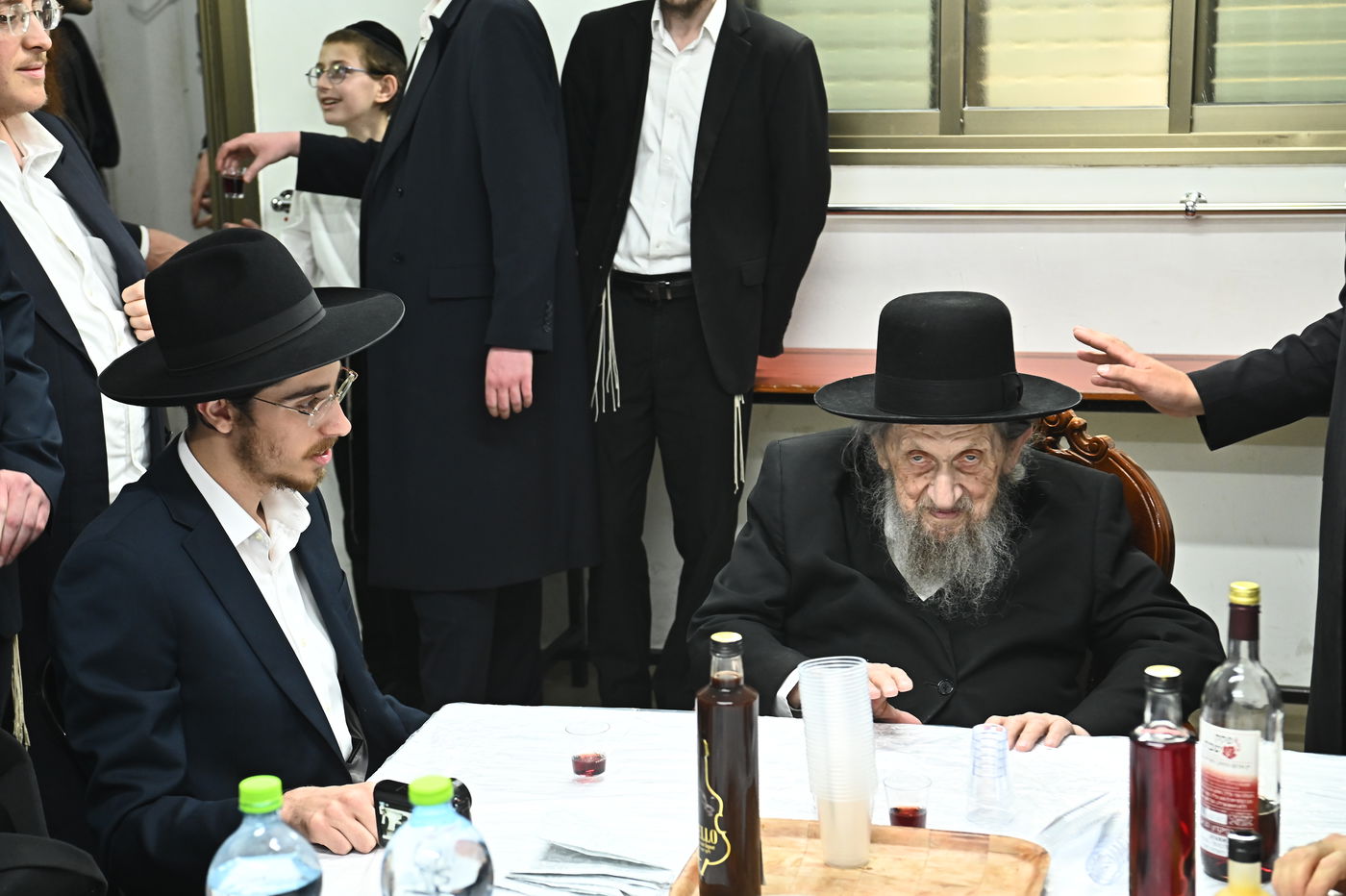 שמחת אירוסי נין הגאון רבי דב לנדו