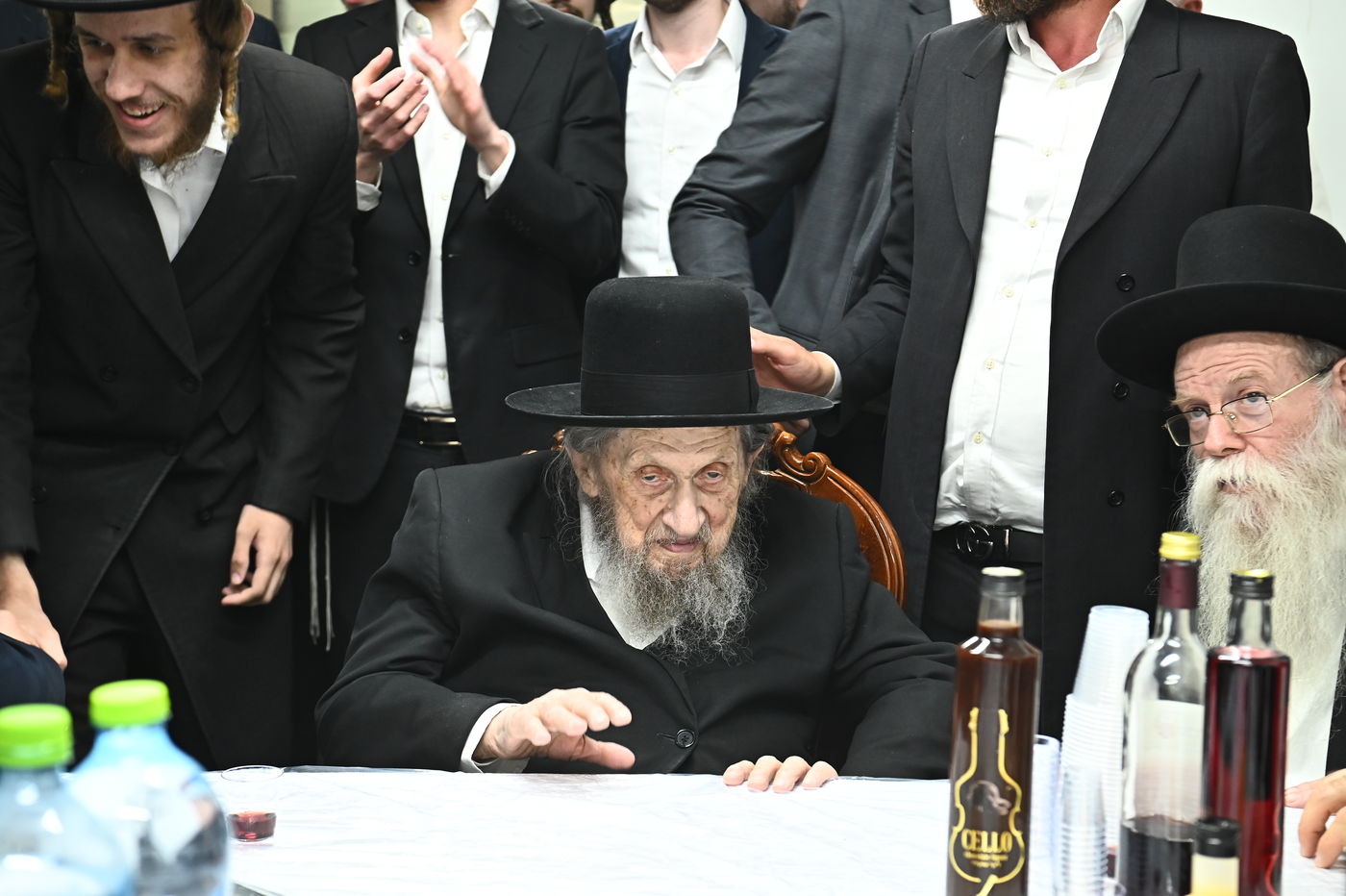 שמחת אירוסי נין הגאון רבי דב לנדו