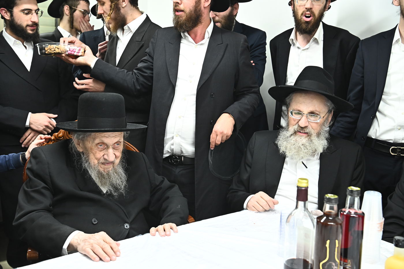 שמחת אירוסי נין הגאון רבי דב לנדו